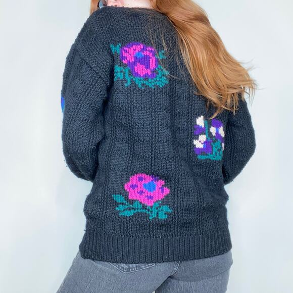 Vintage Kenneth Gordon Oversized Medium 100% Wool Floral Print Boatneck Sweater - Picture 3 of 8